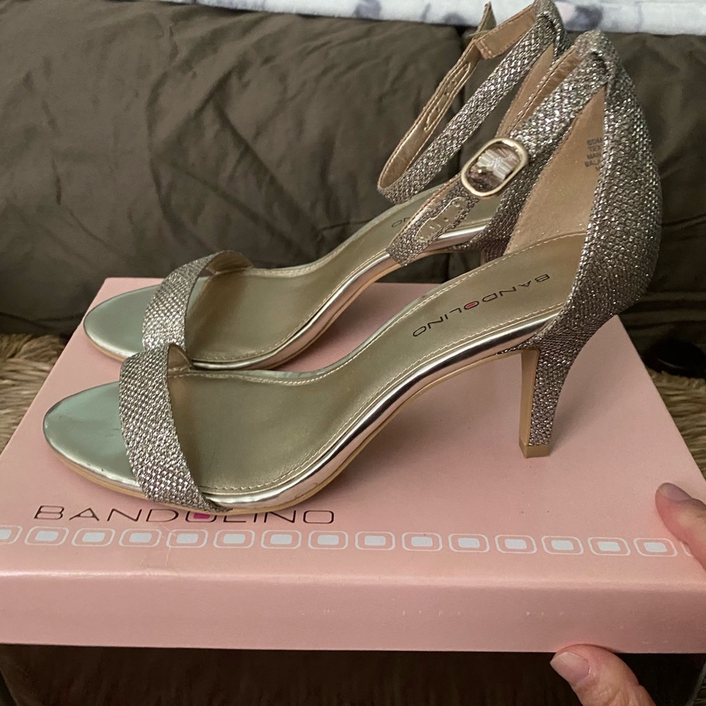 Bandolino Strappy Sandals
